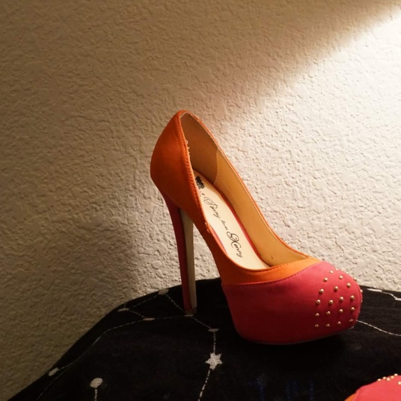 Penny Loves Kenny Tetra Pumps - Picture 3 of 4